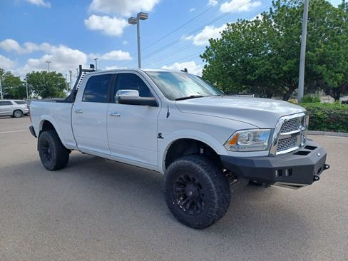 Used 2015 RAM 2500 Laramie image 3