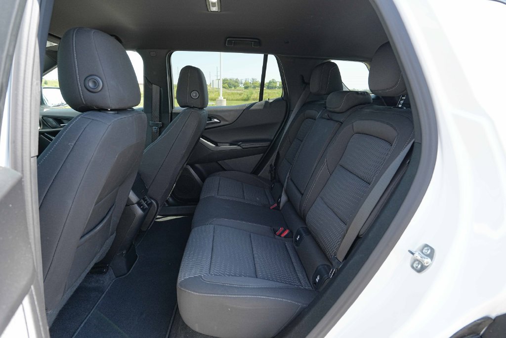 Used 2026 Chevrolet Equinox LT AWD/4WD image 20
