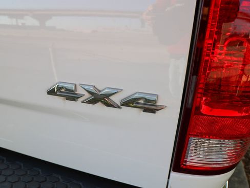 Used 2019 RAM 1500 Lone Star AWD/4WD image 15