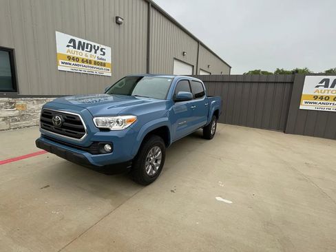 Used 2019 Toyota Tacoma SR5 image 4