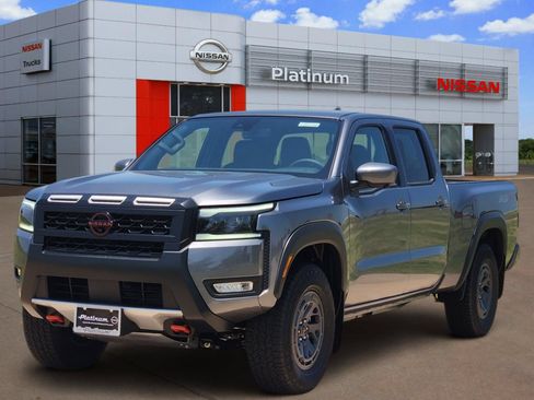 New 2026 Nissan Frontier PRO-4X w/ Pro Premium Package AWD/4WD image 2