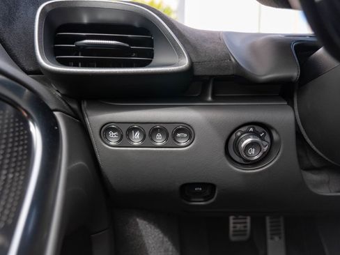 New 2026 McLaren Artura image 19