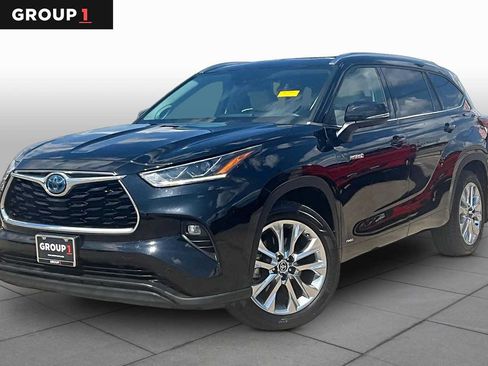 Used 2021 Toyota Highlander Limited AWD/4WD image 1