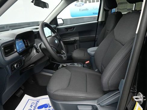 New 2025 Ford Maverick XL image 11