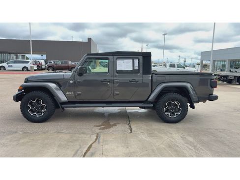 Used 2020 Jeep Gladiator Overland AWD/4WD image 5