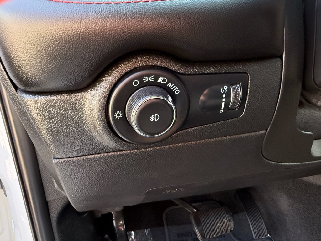 Used 2023 Dodge Durango R/T AWD/4WD image 19