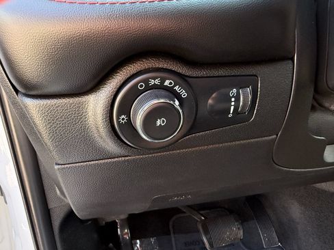 Used 2023 Dodge Durango R/T AWD/4WD image 19
