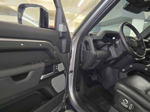 Used 2024 Land Rover Defender 130 Outbound image 19