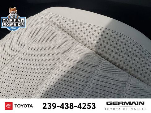 Used 2025 Mercedes-Benz GLE 450e 4MATIC image 28