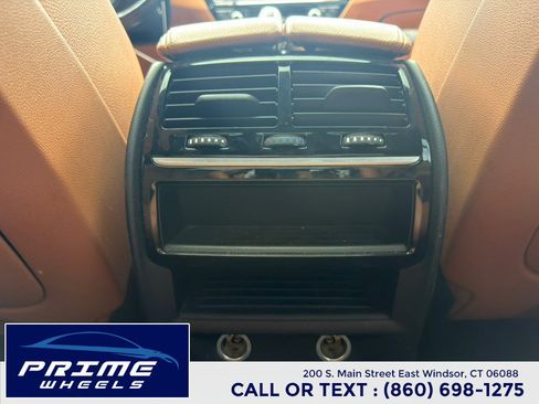 Used 2018 BMW 530i xDrive AWD/4WD image 18