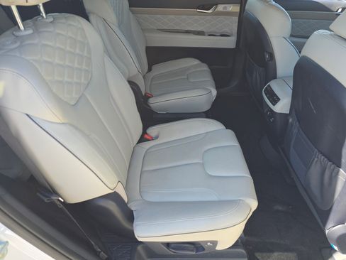 Used 2022 Hyundai Palisade Calligraphy image 27