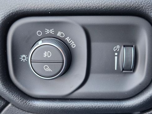 New 2026 RAM 2500 Tradesman image 16