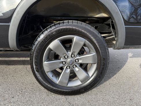 Used 2014 Ford F150 FX4 w/ Equipment Group 402A Luxury image 28