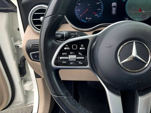 Used 2022 Mercedes-Benz GLC 300 4MATIC w/ Multimedia Package Lite image 12