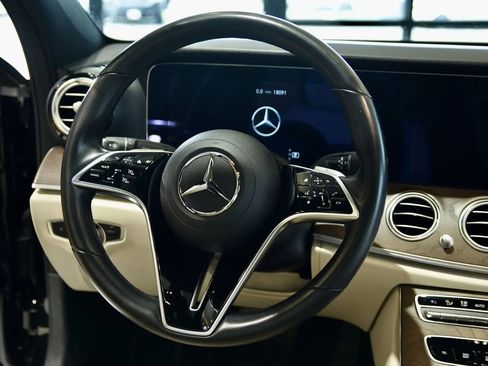 Used 2023 Mercedes-Benz E 350 E 350 4MATIC image 21