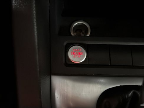 Used 2013 Volkswagen Jetta SEL FWD image 29