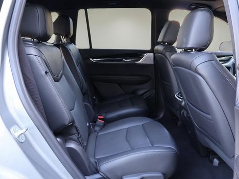 Certified 2025 Cadillac XT6 Premium Luxury image 20