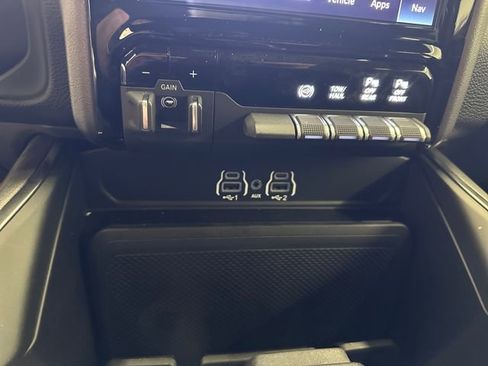 New 2026 RAM 2500 Big Horn AWD/4WD image 33