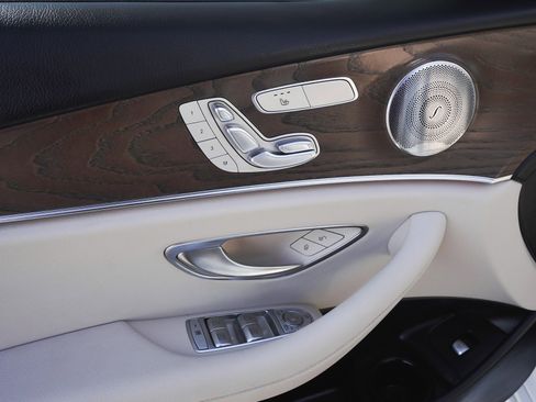 Used 2022 Mercedes-Benz E 350 4MATIC Sedan image 63