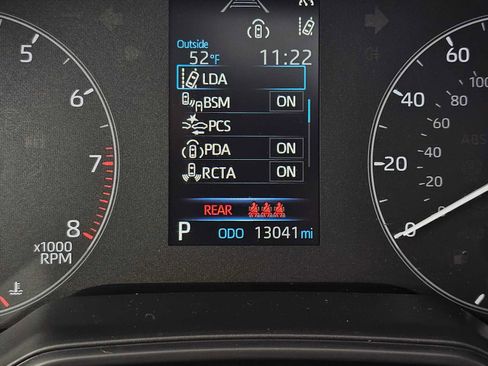 Used 2024 Toyota Corolla SE w/ SE Premium Package image 27