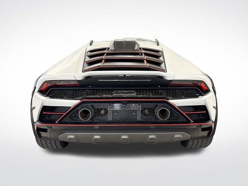 Used 2023 Lamborghini Huracan Sterrato image 4