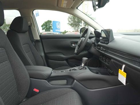 New 2026 Honda HR-V LX image 14