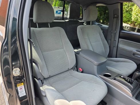 Used 2010 Toyota Tacoma 4x4 Access Cab V6 image 27