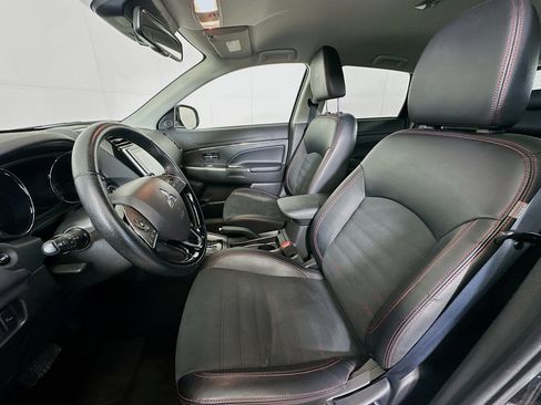 Used 2024 Mitsubishi Outlander Sport AWD image 13