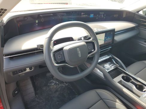 New 2026 Lincoln Nautilus Premier image 12