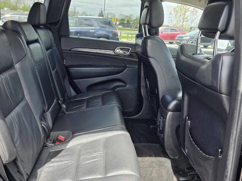 Used 2012 Jeep Grand Cherokee Laredo AWD/4WD image 19