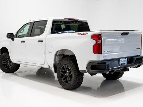 Used 2019 Chevrolet Silverado 1500 Custom Trail Boss w/ Custom Convenience Package AWD/4WD image 26