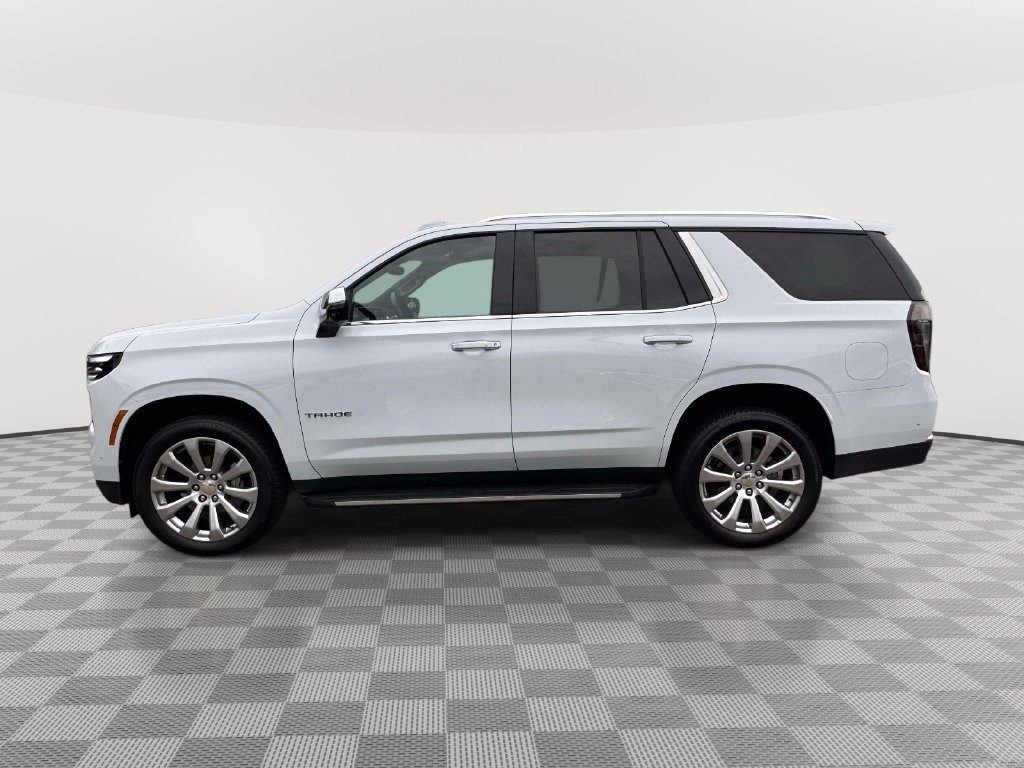 Used 2026 Chevrolet Tahoe Premier AWD/4WD image 4