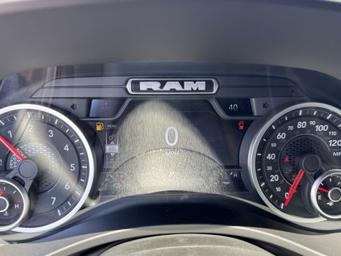 New 2026 RAM 1500 Big Horn AWD/4WD image 34