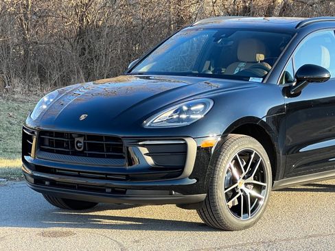 New 2026 Porsche Macan image 11