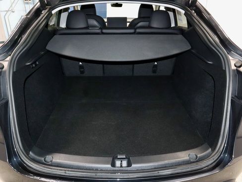 Used 2024 Tesla Model Y Long Range image 16