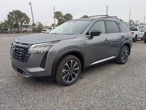 New 2026 Nissan Pathfinder Platinum w/ Cargo Package image 6