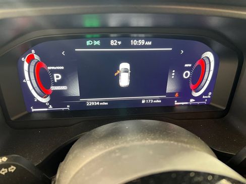 Used 2024 Nissan Rogue SL w/ SL Premium Package FWD image 5
