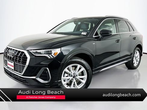 Used 2025 Audi Q3 2.0T Premium w/ Convenience Package image 1