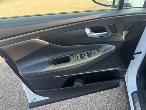 Used 2019 Hyundai Santa Fe AWD image 21