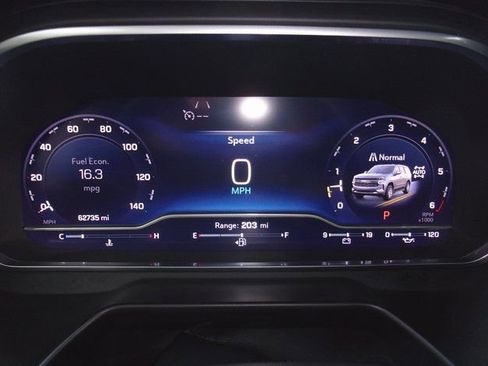 Used 2023 Chevrolet Tahoe Z71 w/ Luxury Package image 22