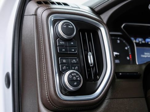 Used 2020 GMC Sierra 2500 Denali w/ Denali Ultimate Package AWD/4WD image 35