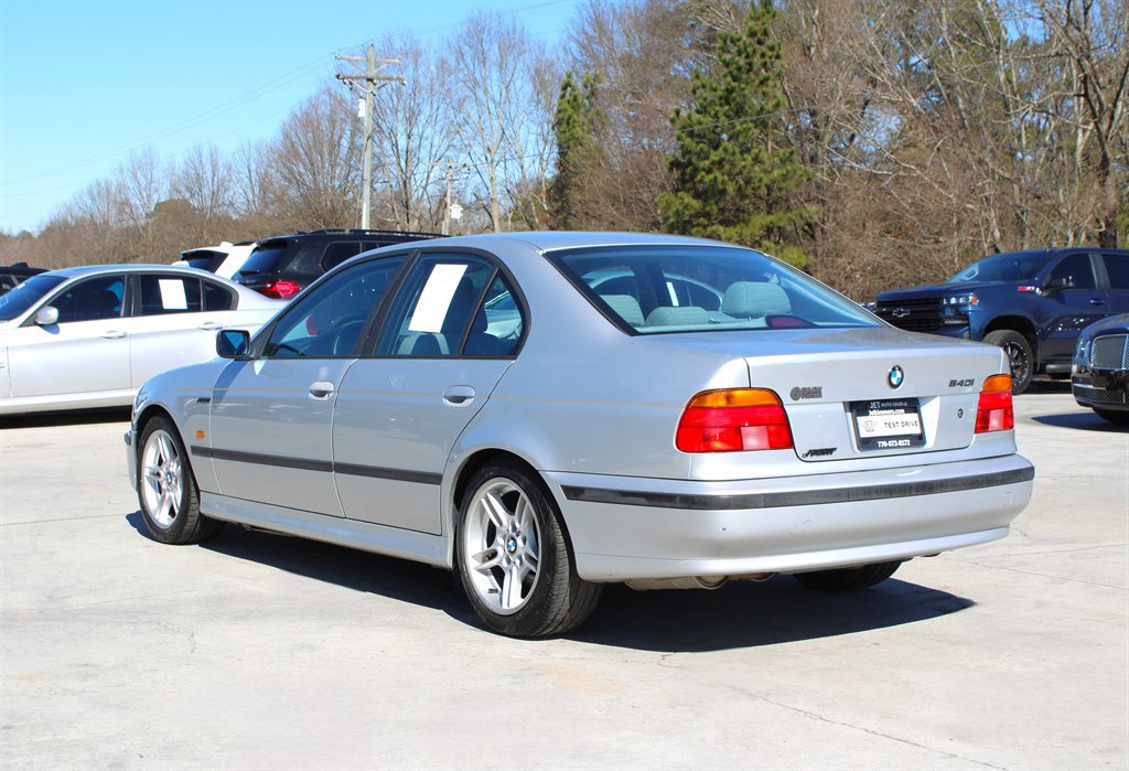Used 2000 BMW 540i Sedan RWD image 5