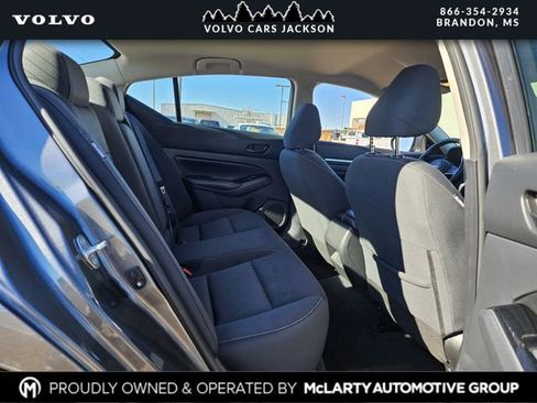 Used 2023 Nissan Altima 2.5 SV image 25