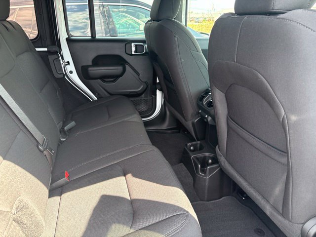 Used 2022 Jeep Wrangler Unlimited Sport AWD/4WD image 16