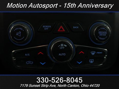 Used 2015 RAM 1500 Sport w/ Black Ram 1500 Sport Group AWD/4WD image 24