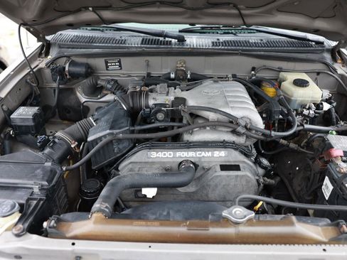 Used 2001 Toyota 4Runner SR5 image 40