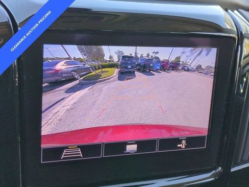 Used 2020 Chevrolet Traverse LT w/ LPO, Floor Liner Package image 20