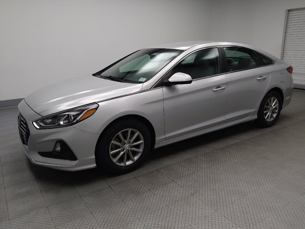 Used 2018 Hyundai Sonata SE FWD image 2