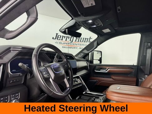 Used 2024 GMC Sierra 3500 Denali Ultimate AWD/4WD image 16