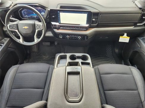 Used 2024 Chevrolet Silverado 1500 LT RWD image 27